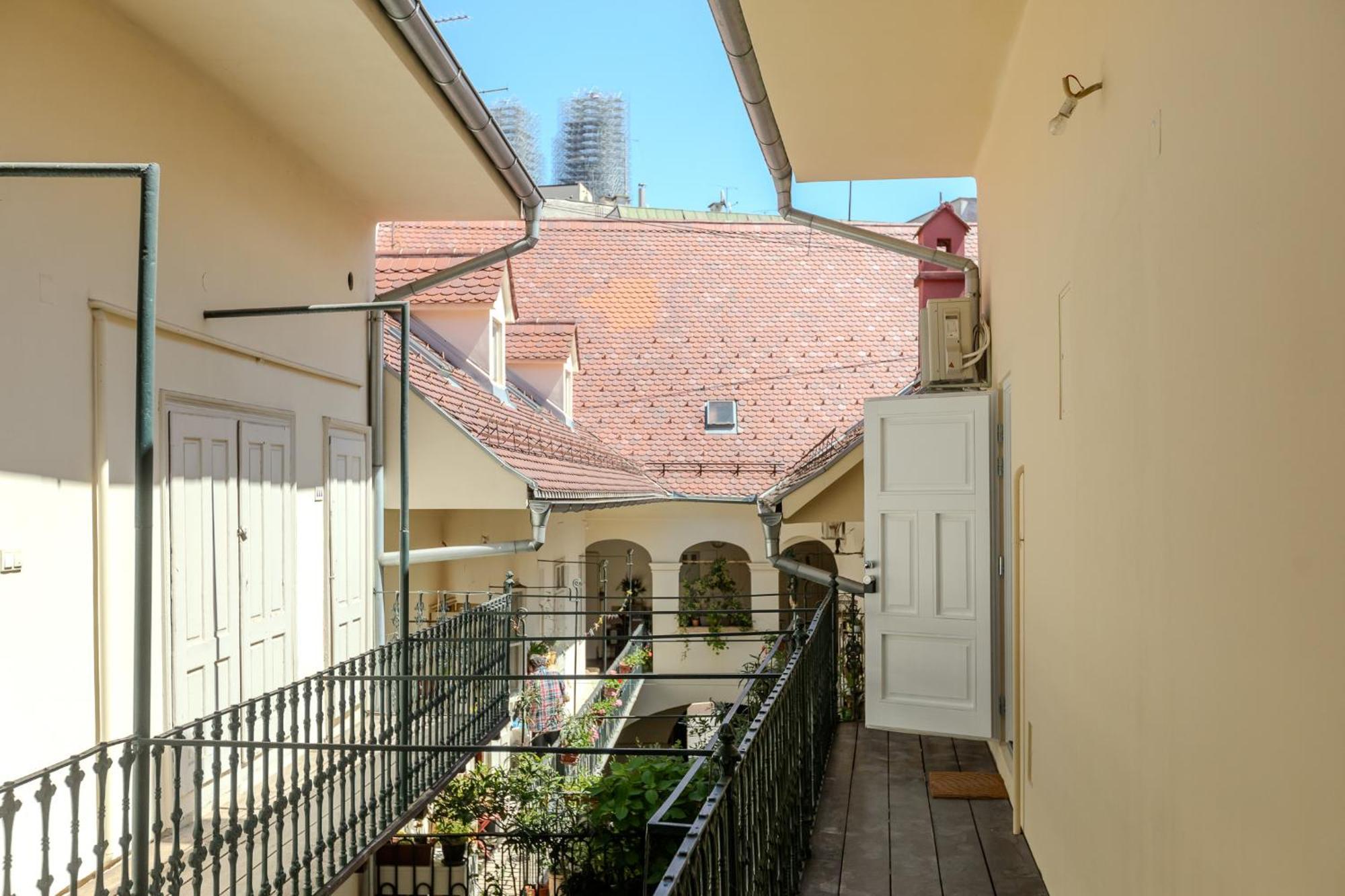 Apartment Nikola 4* Zagreb Eksteriør billede